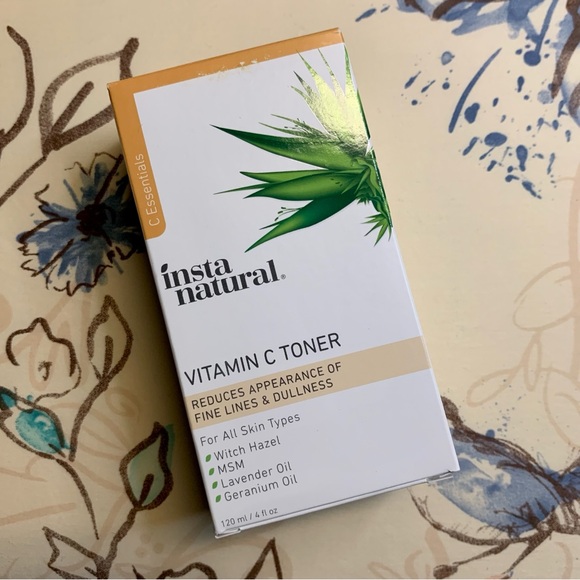 💜 InstaNatural Vitamin C Toner - NWT - Picture 4 of 16